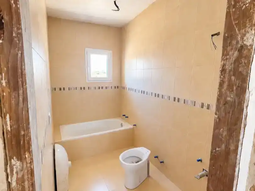 Bany de Pis en venda en Burguillos