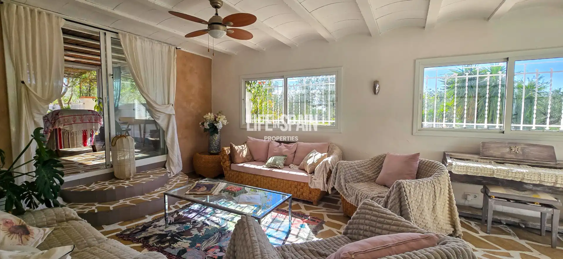 Country house with pool for sale in Camarles, imagen 8