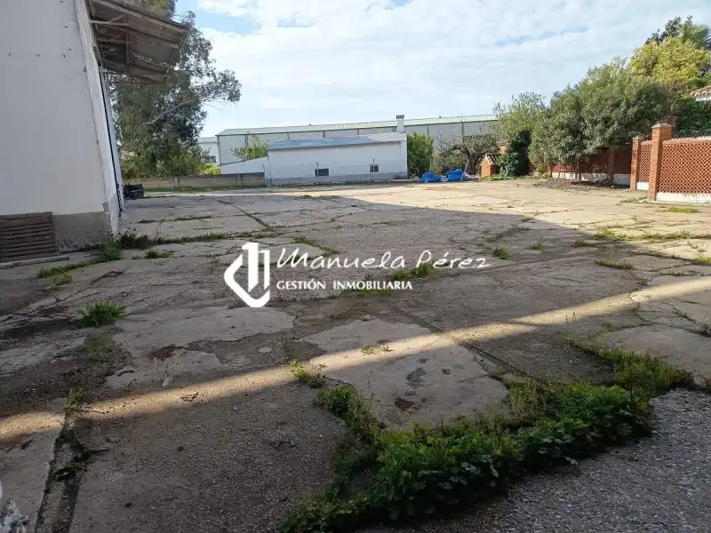 Nave industrial en venta en Navalmoral de la Mata