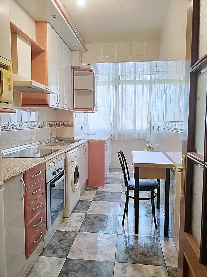 Flat with terrace for sale in Centro, imagen 2