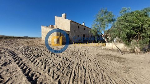 Casa Cortijo con Parcela en zona de La Parroquia, para reformar