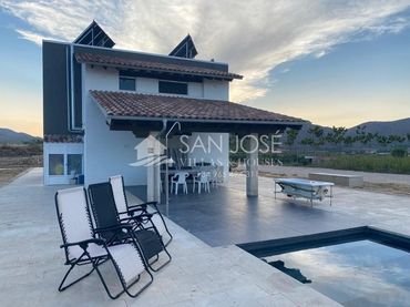 Villa avec piscine à vendre à Pedanías Oeste