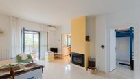 Living room of House or chalet for sale in Valdetorres de Jarama  with Air Conditioner, Heating and Private garden