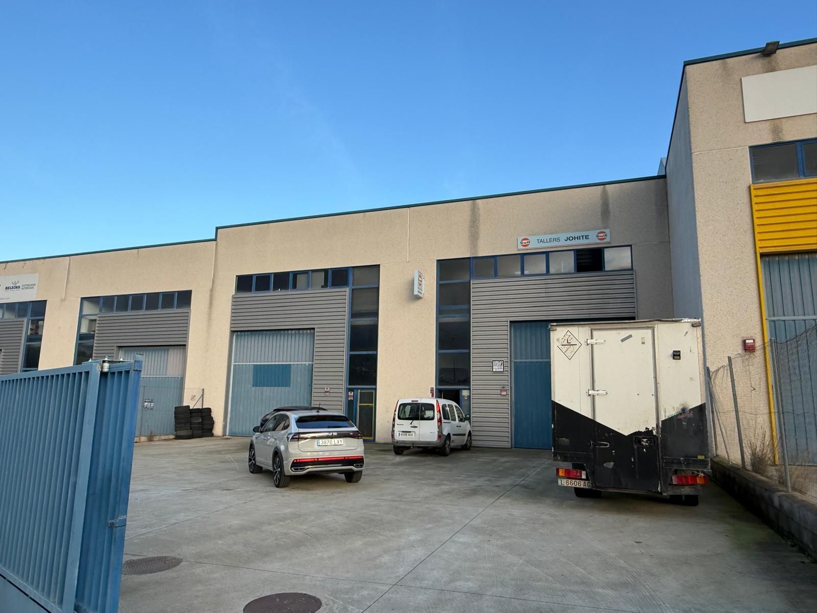 Vista exterior de Nave industrial en venta en Perafort