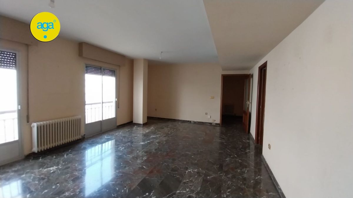 Flat to rent in  Jaén Capital  with Heating