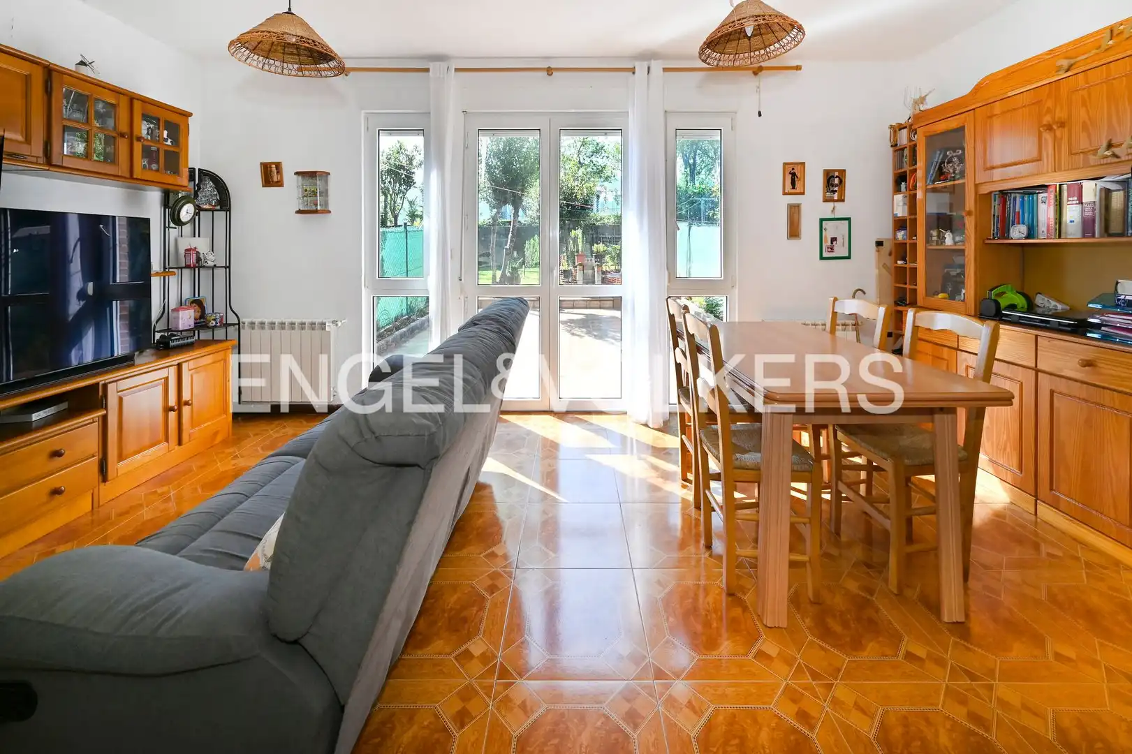 Sala d'estar de Casa o xalet en venda en Mazcuerras amb Calefacció, Jardí privat i Terrassa