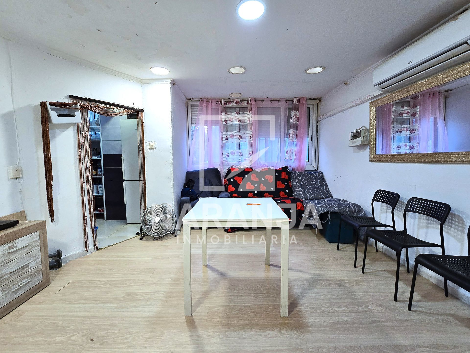 Habitación de Piso en venta en  Barcelona Capital con Balcón