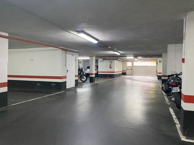 Garaje en Venta en Avenida Avenida de Sabino Arana en Txorierri - Ondiz - Udondo