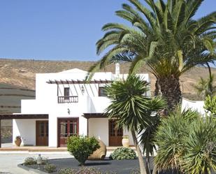 Vista exterior de Finca rústica en venda en Teguise amb Terrassa i Balcó