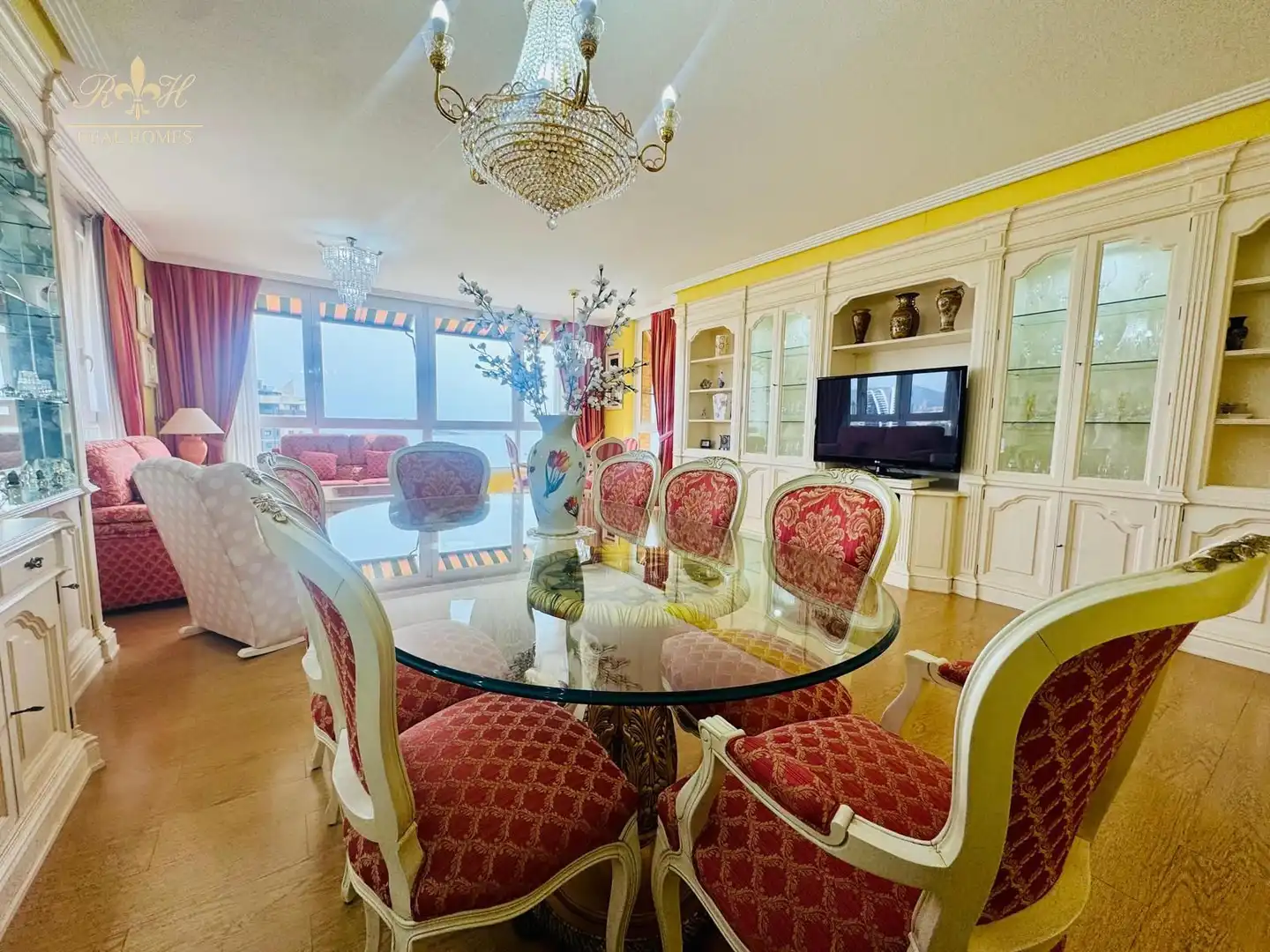 Comedor de Piso en venta en Benidorm con Aire acondicionado, Terraza y Piscina