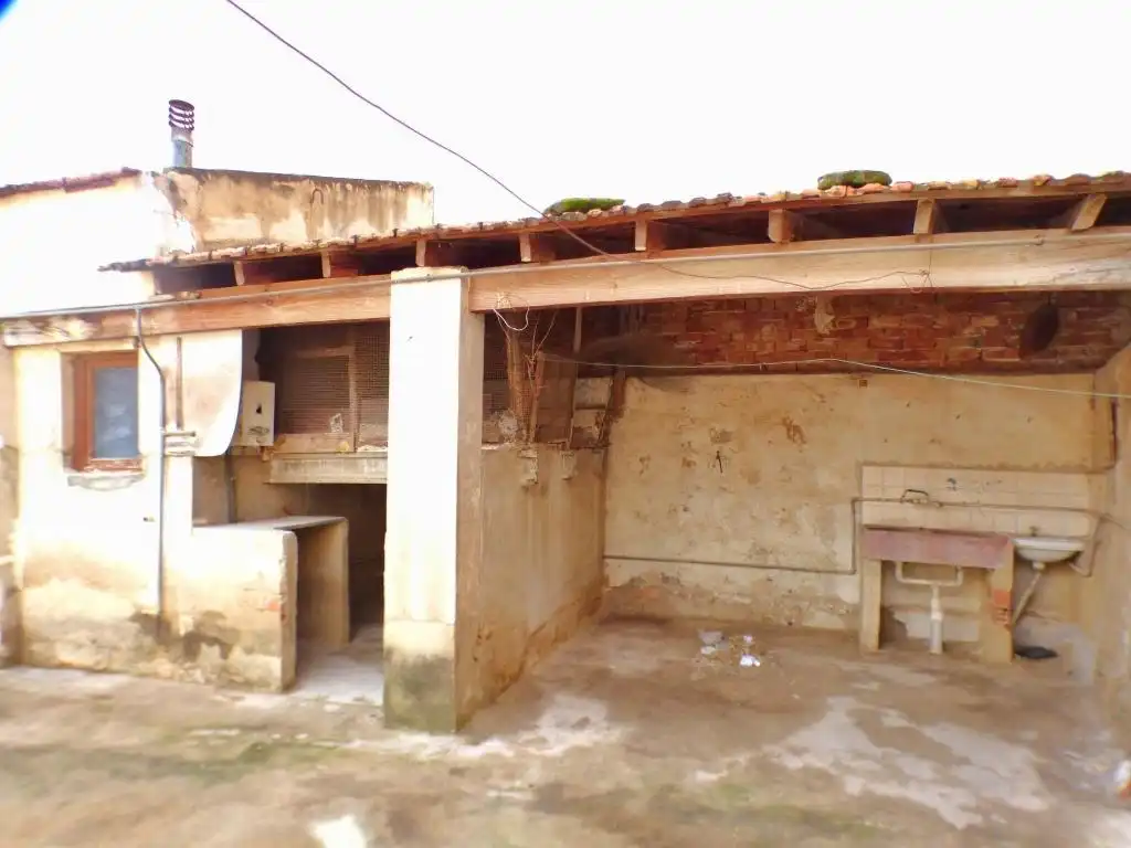 Cuina de Finca rústica en venda en Granja de Rocamora amb Jardí privat, Terrassa i Traster