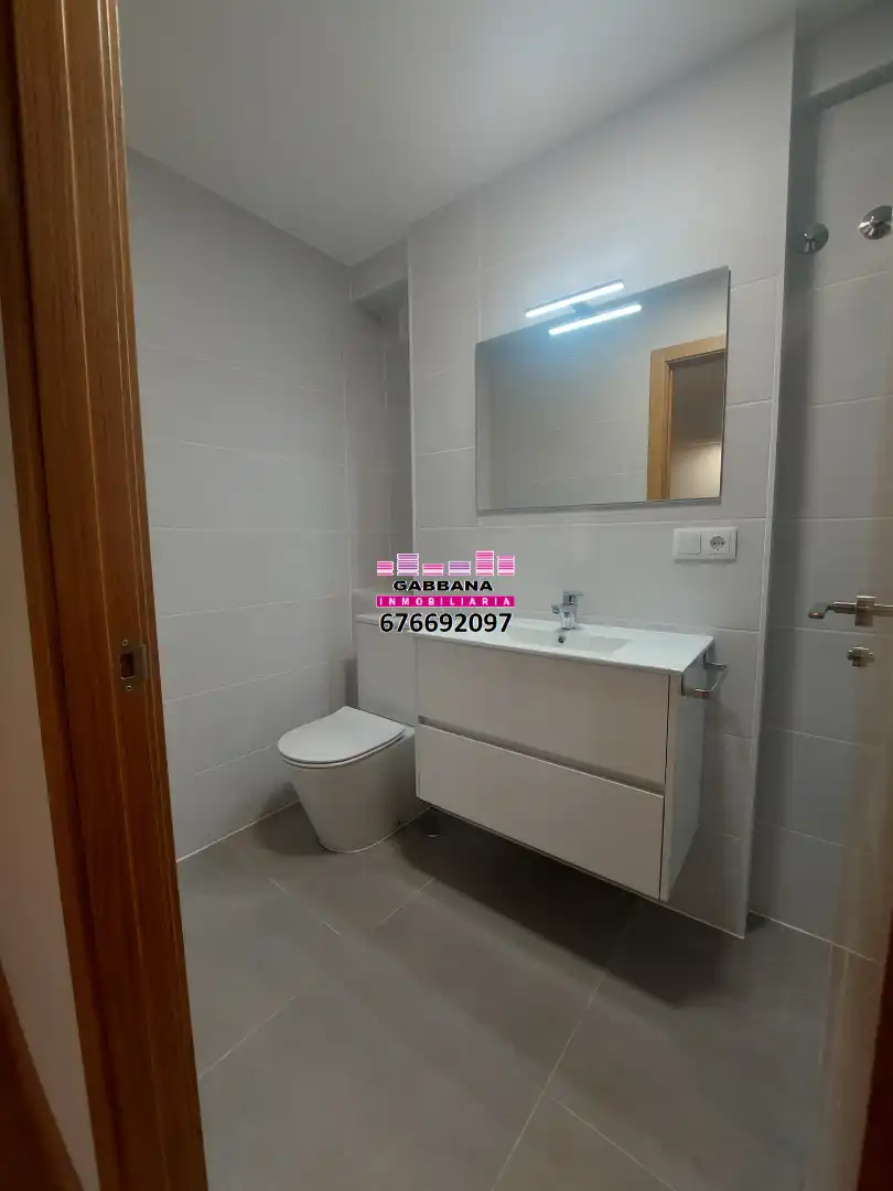 Piso de alquiler en Rúa de Jenaro de la Fuente, 50, Casablanca - Calvario