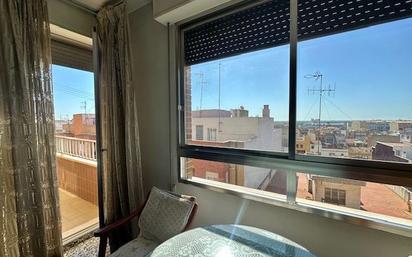 Vista exterior de Pis en venda en Almazora / Almassora amb Terrassa i Moblat