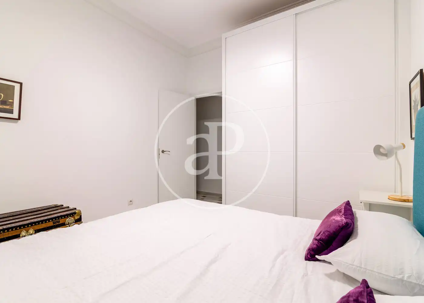 Schlafzimmer von Wohnung zur Miete in Madrid mit Klimaanlage, Heizung und Möbliert