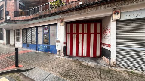 Parcela de Garaje Para Coche Grande En Zona BurrosEstación