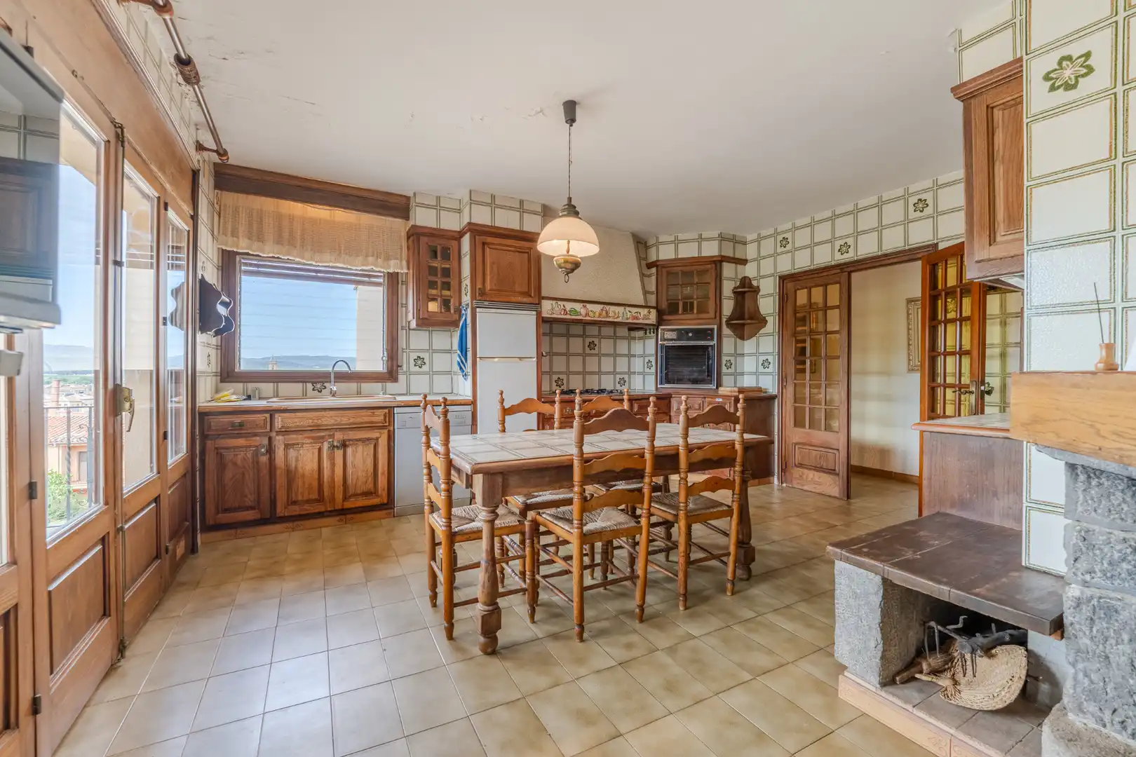 Cocina de Casa o chalet en venta en La Bisbal d'Empordà con Calefacción, Jardín privado y Terraza