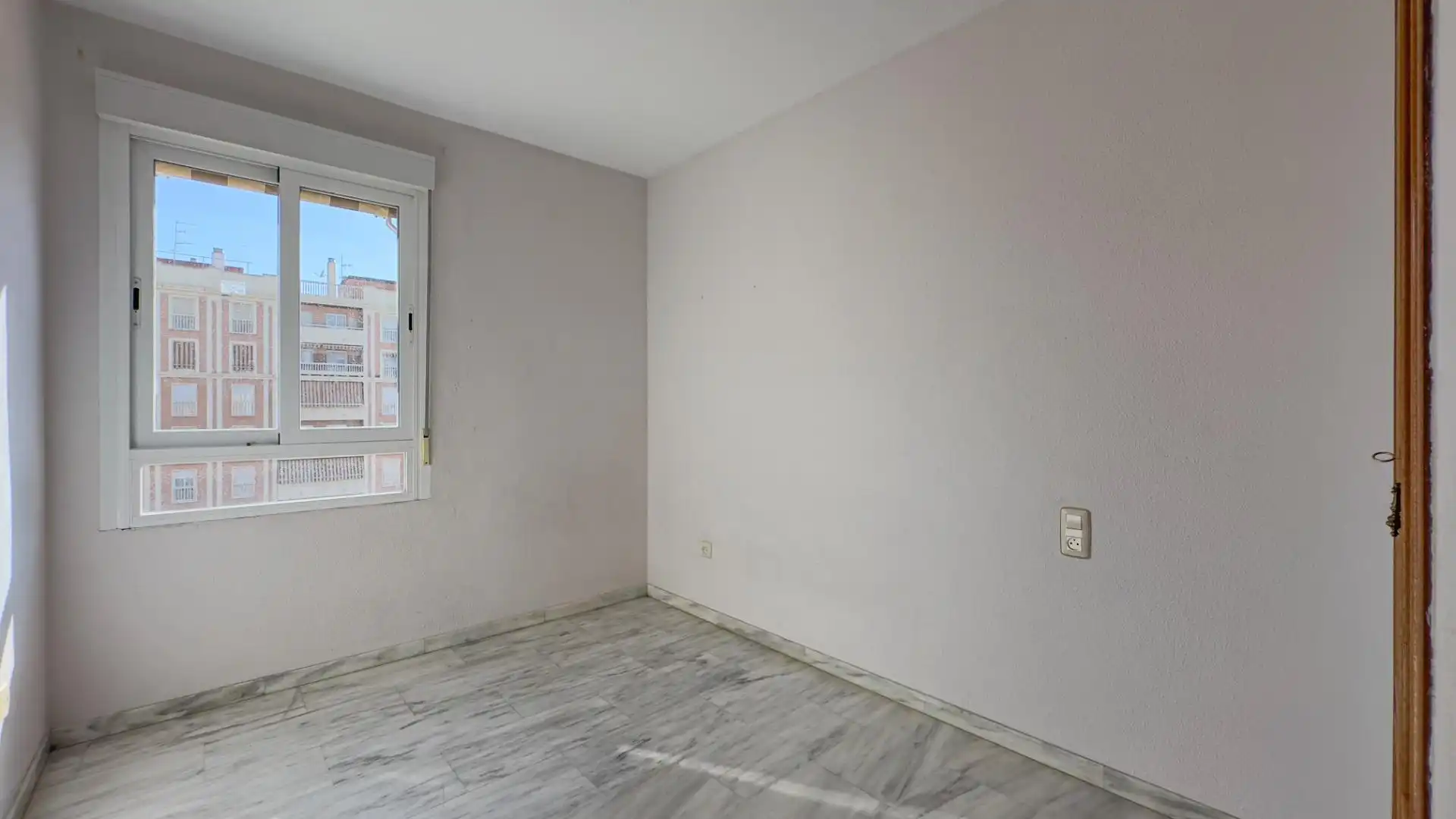 Dormitori de Pis en venda en Córdoba amb Aire condicionat, Calefacció i Terrassa