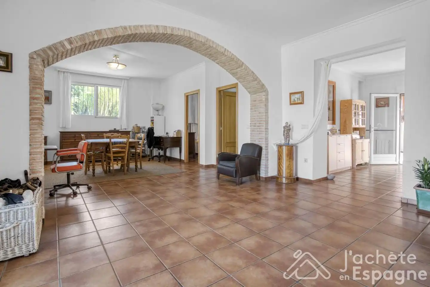 Country house with pool for sale in Plaça Poligono 13, imagen 4