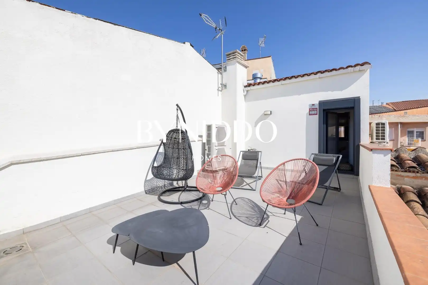 Terrassa de Casa adosada en venda en Sabadell amb Aire condicionat, Calefacció i Jardí privat