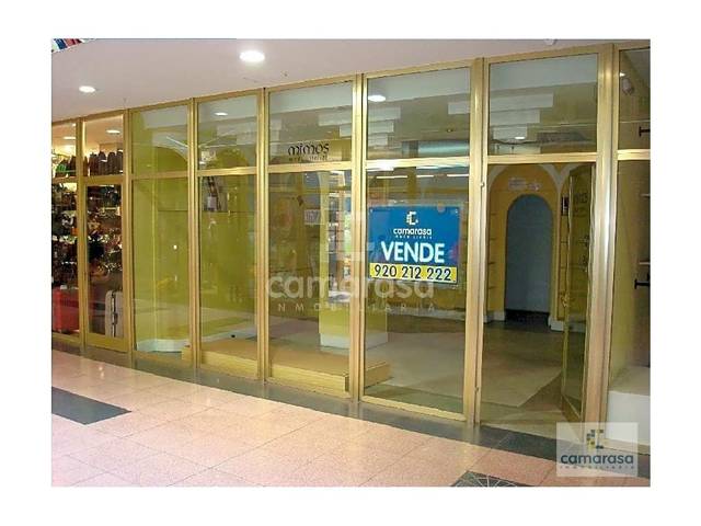 Local comercial en Alquiler en Calle Doctor Fleming, 24 en Centro