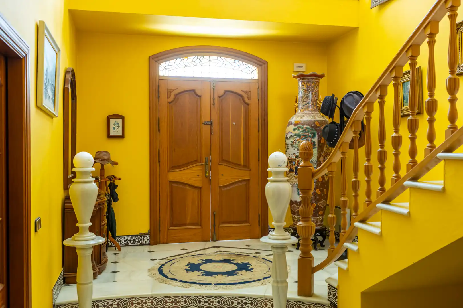 Chalet con terraza en venta en Calle de la Tierra, imagen 2