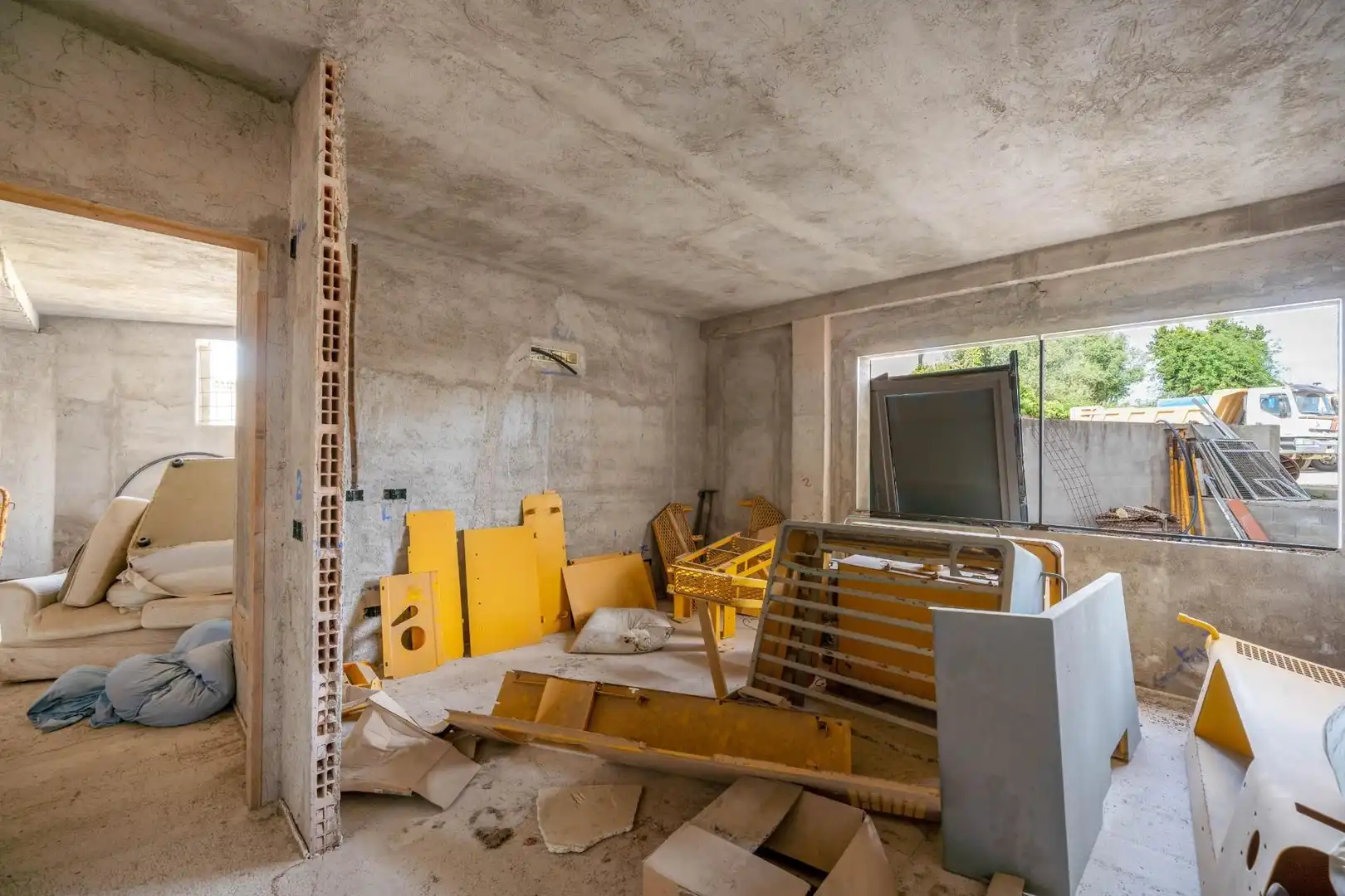 Buildings for sale in Maria de la Salut