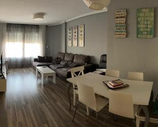 Sala d'estar de Dúplex en venda en Onda amb Aire condicionat i Terrassa