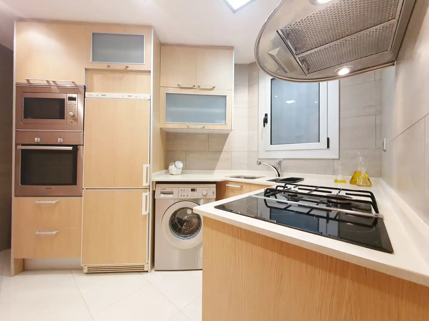Küche von Wohnung zum Verkauf in Barcelona mit Klimaanlage, Heizung und Möbliert
