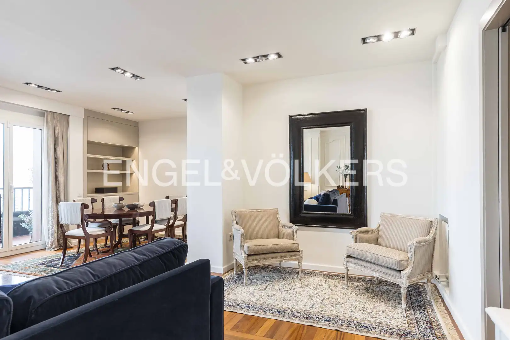 Living room of Flat for rent in Barcelona  with Air Conditioner, Heating and Parquet flooring