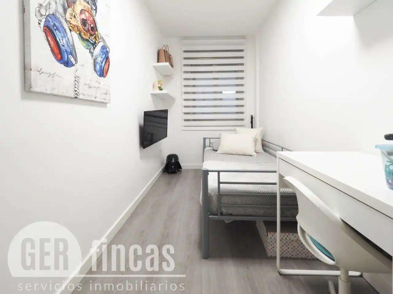 Bedroom of Flat for sale in Rubí  with Air Conditioner, Heating and Parquet flooring