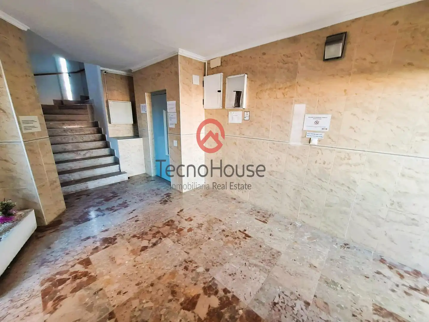 Studio with lift for sale in Calle Calle Soria 94, imagen 14