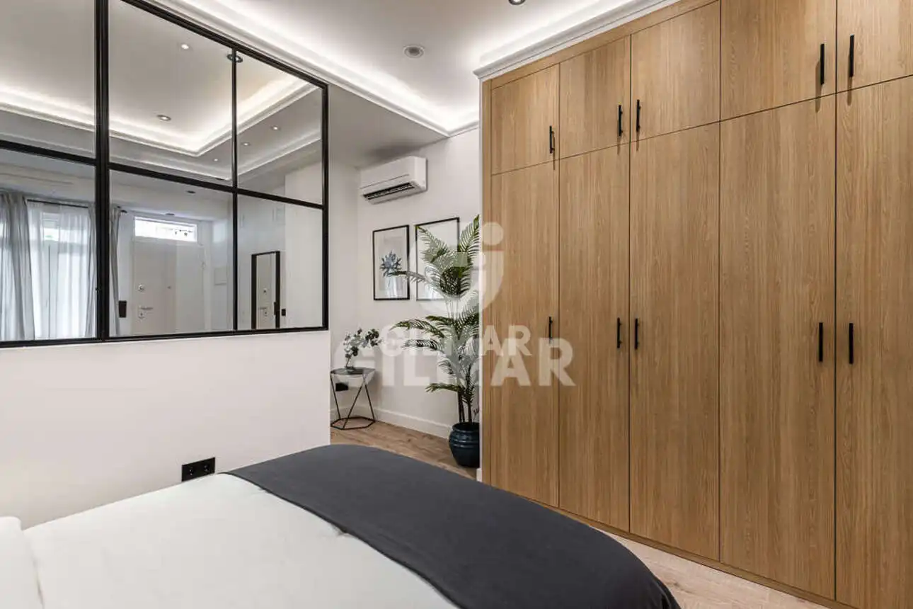Bedroom of Flat for sale in Madrid  with Heating and Furnished