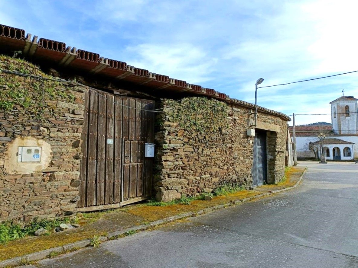 Exterior view of Single-family semi-detached for sale in Casafranca  with Private garden