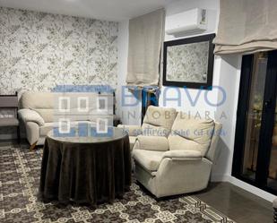 Living room of Flat to rent in Don Benito  with Air Conditioner, Terrace and Furnished