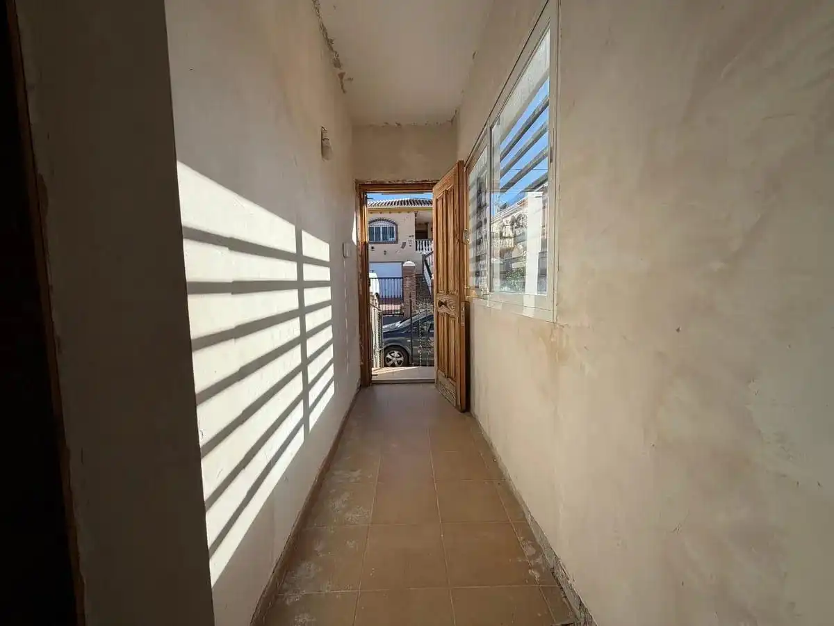 Chalet con piscina en venta en Alcaucín, imagen 5