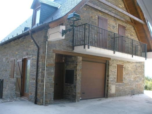 Exterior view of Building for sale in Arres