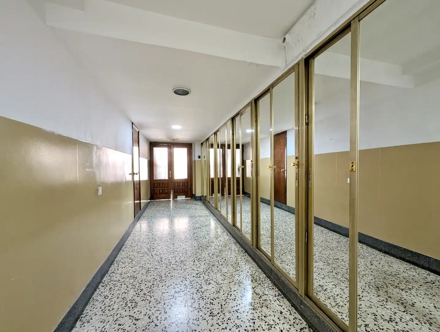 Pis en venda en Oviedo  amb Calefacció, Parquet i Traster