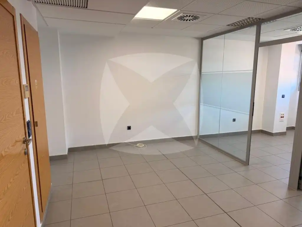 Oficina de alquiler en Badajoz con Aire acondicionado