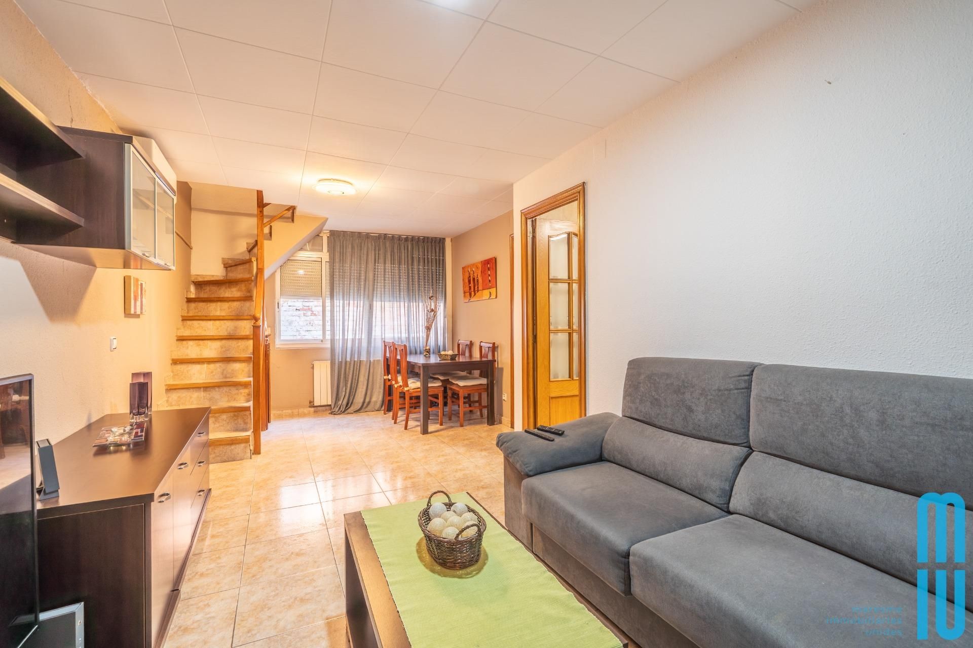 Living room of Flat for sale in Mataró  with Air Conditioner, Heating and Balcony