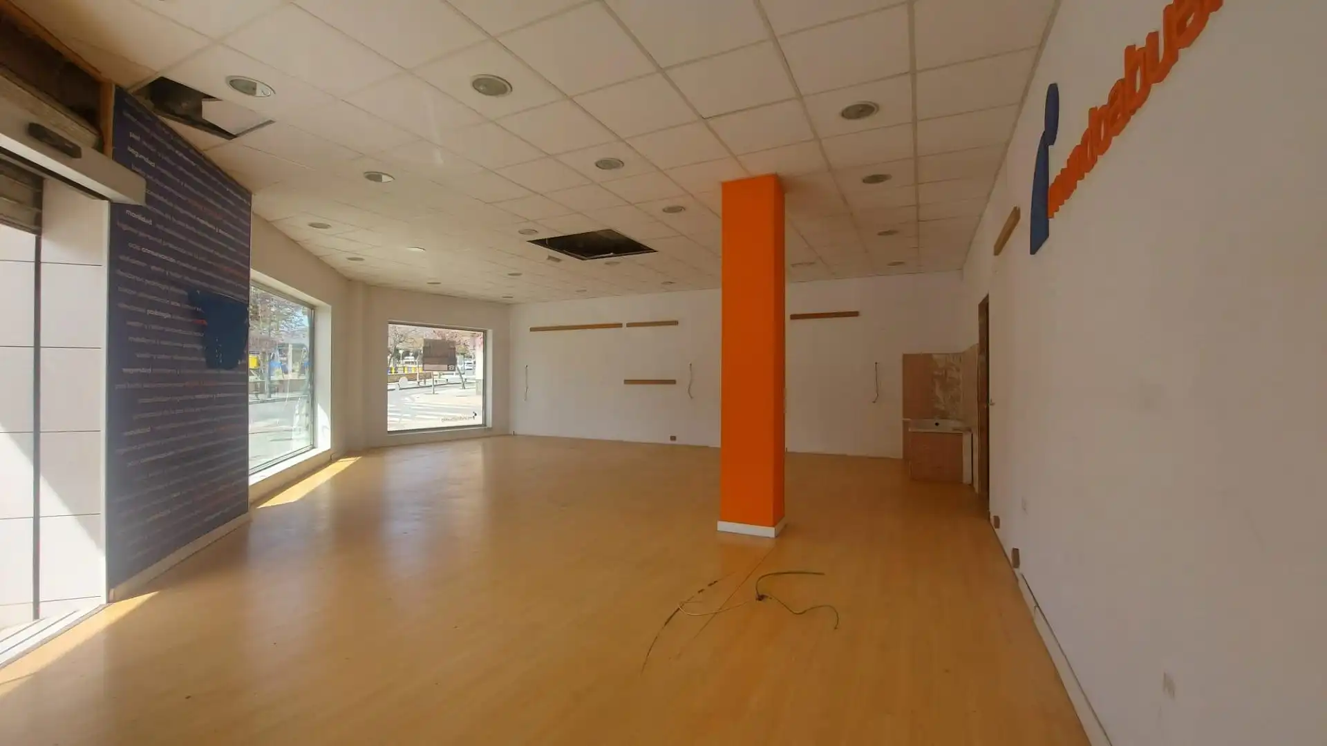 Local comercial en venda a El Ejido Ciudad, imagen 6