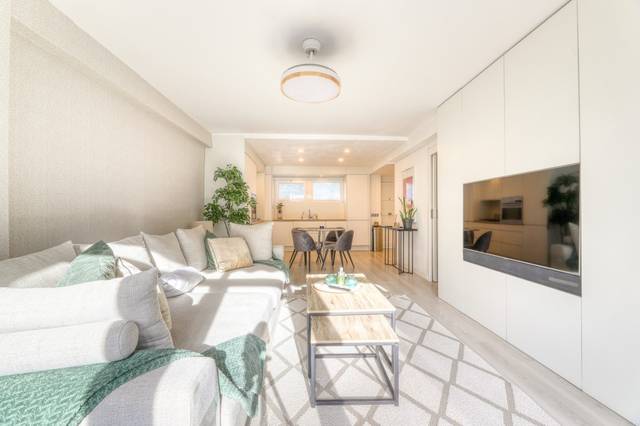 Planta baja en Venta en Portals Nous