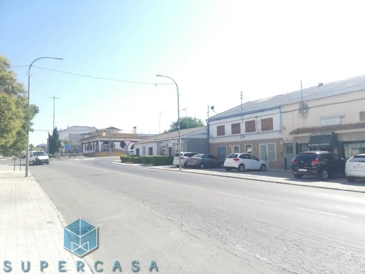 Gewerbefläche zum Verkauf in La Puebla de Montalbán