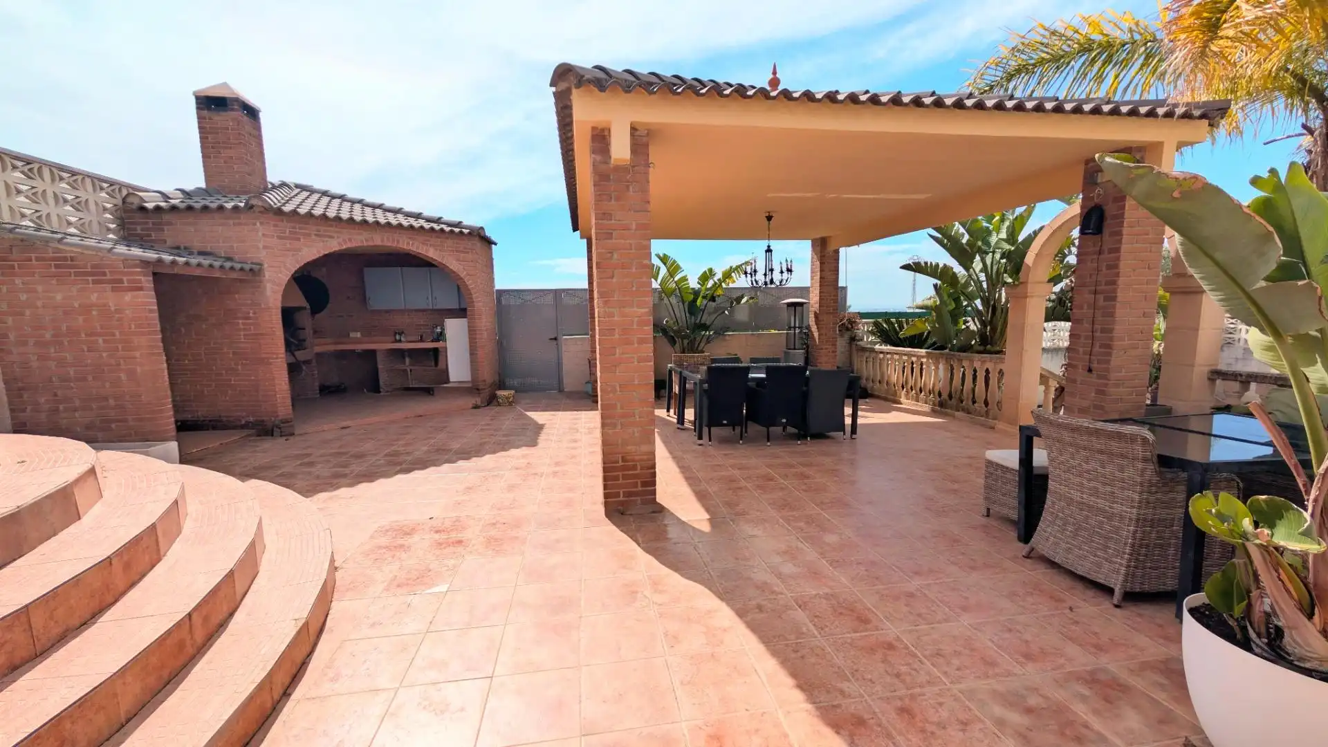 Terrassa de Casa o xalet en venda en Elche / Elx amb Aire condicionat, Calefacció i Jardí privat