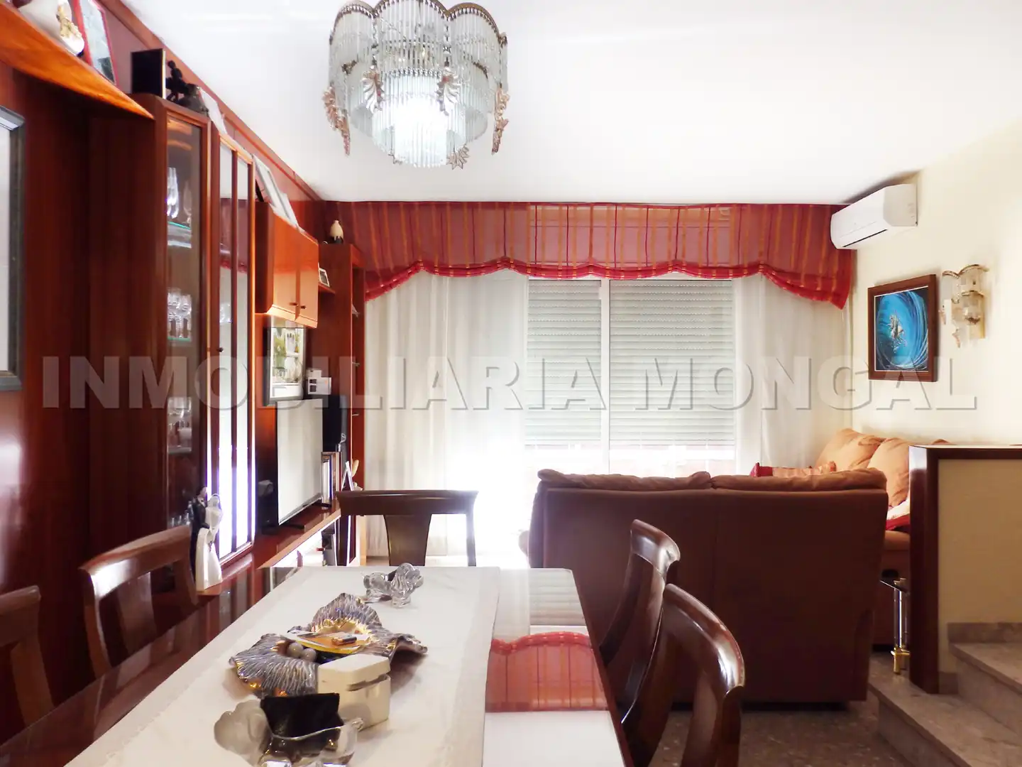 Casa a schiera con terrazza in vendita a Carrer de l'Abat Escarré, imagen 14