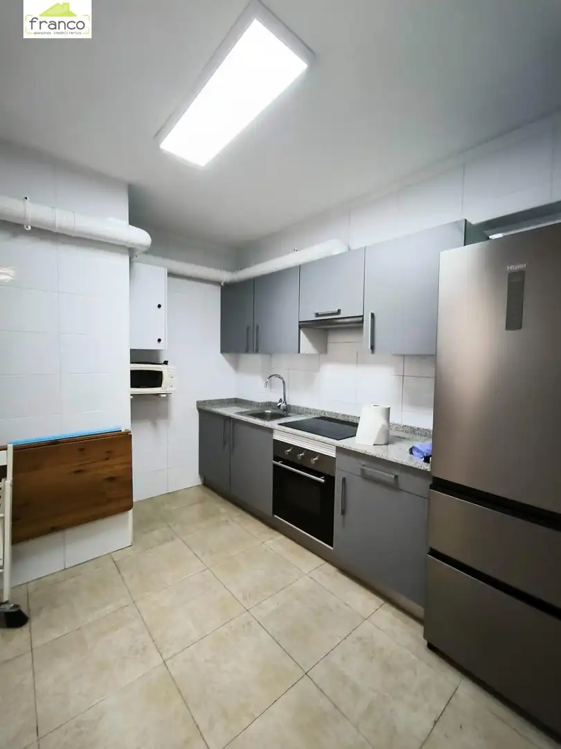 Küche von Wohnung zur Miete in Murcia mit Möbliert