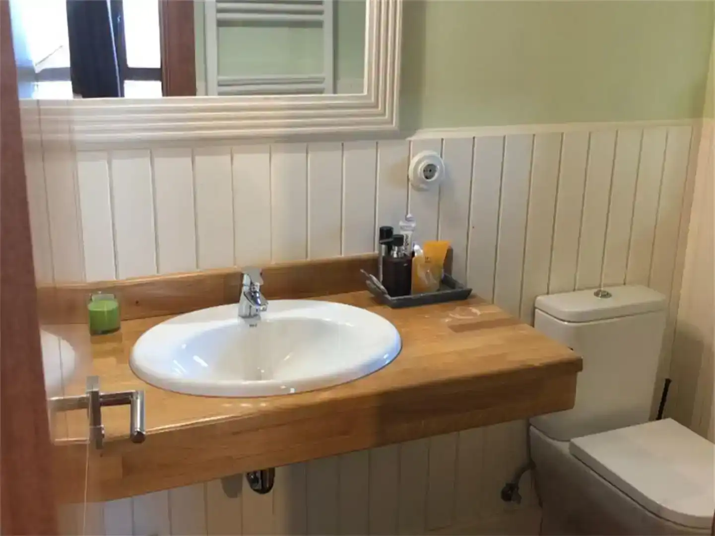 Bathroom of Houses for sale in Valdegeña  with Furnished