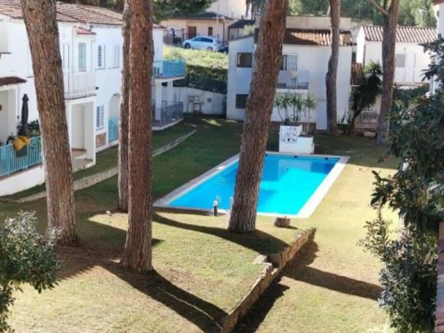 Schwimmbecken von Garage zum Verkauf in L'Escala