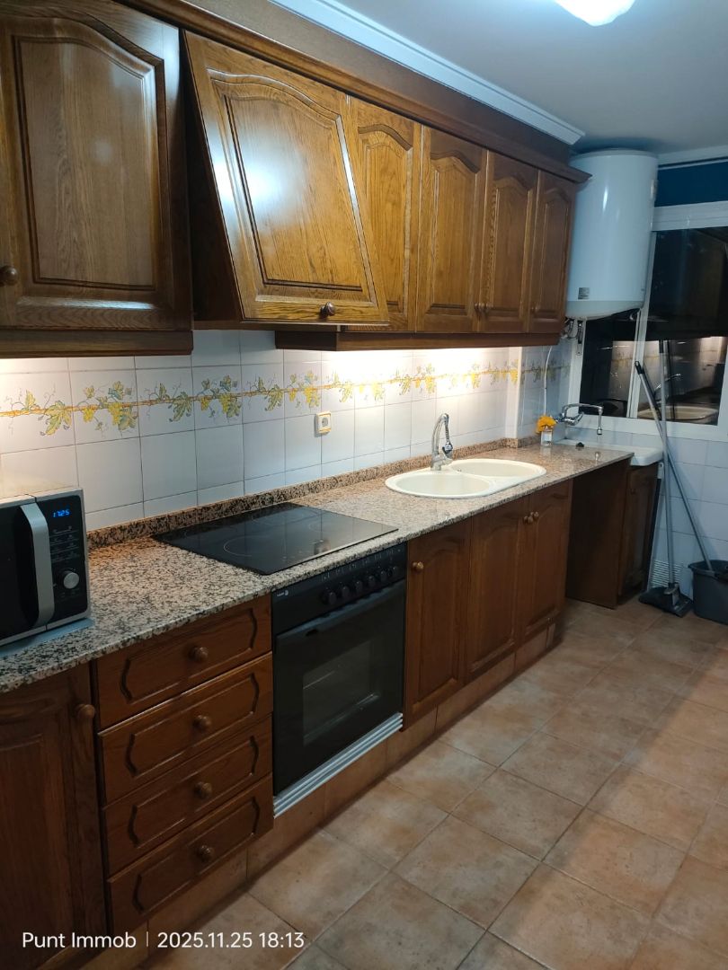 Cocina de Piso de alquiler en Xàtiva con Aire acondicionado, Calefacción y Horno
