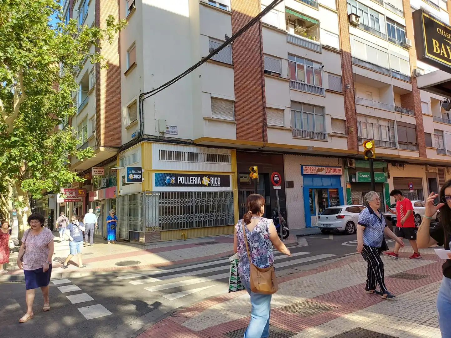 Vista exterior de Local de lloguer en Zaragoza