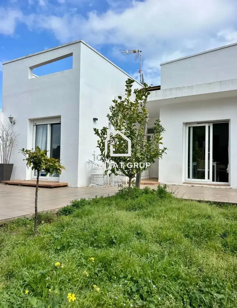 Casa con jardín en venta en Centre, imagen 3